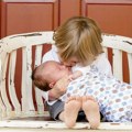 Divna vest: U Betaniji rođene 33 bebe, među njima tri para blizanaca