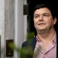 Osam godina se čekao dolazak čuvenog ekonomiste u Srbiju: Toma Piketi na Sajmu knjiga: "Ekonomska pitanja su previše važna…