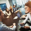 LinkedIn polako postaje mreža za "muvanje"?! Poslovna platforma spontano dobila novu funkciju: "u najmanju ruku, znam da li…