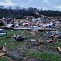 Dvoje poginulih u tornadu u SAD, najmanje 39 povređenih