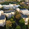 Onlajn nastava na Univerzitetu u Kragujevcu: Od jednoglasnog „da“ do većinskog „ne“