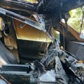 (Foto) zapaljen još jedan automobil na Vračaru: Izgoreo isto veče kad i skupoceni mercedes: Kamere snimile sve, sumnja se na…