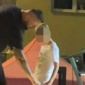 Naš pevač poklonio svoj bakšiš dečaku kojem je želja bila da ga upozna! Snimak preplavio mreže: "Koliko srce"