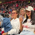 Poznata srpska pevačica iz prvih redova gledala Zvezdu u Evroligi: "Kakva atmosfera..."
