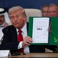 "Спречили смо Трећи светски рат": Трамп потписао споразум о крају сукоба Израела и Хамаса