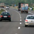 Velike gužve na izlazu iz Srbije: Na Batrovcima se čeka tri sata, na Horgošu sat i po