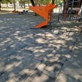 Konačno: Sanirana gumena podloga na dečjem igralištu „Zmajče“