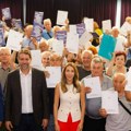 Đedović Handanović u Kragujevcu uručila ugovore o subvencijama za energetsku sanaciju 462 domaćinstva