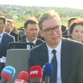 Vučić na otvaranju obilaznice nakon uzvika „Zvezda, Partizan“: Šta će deca drugo da viču, i moj Vukan od avgusta na…
