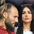 (Video) Anastasija bodri muža sa tribina: Ražnatovića ponosna na Gudelja, snimila se na utakmici, pa ga javno pohvalila