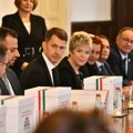 Савез војвођанских Мађара предао листу за ванредне парламентарне изборе