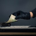УБС о ризику од сајбер превара: Опрез рачун чува