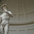 Brojne tužbe zbog korišćenja intimnih delova Mikelanđelovog Davida na suvenirima