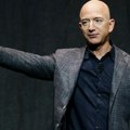 Džef Bezos večerao sa Donaldom Trampom na njegovom imanju na Floridi