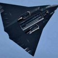 Kinezi su uspeli ono što Amerikanci nisu: Rešen problem zbog koga su Sjedinjene Države otkazale stelt dron X‑47B (video)