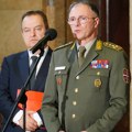 Hitno reagovala Vojska Srbije: General Mojsilović na vezi sa komandantom KFOR-a zbog isporuke 1000 turskih dronova Prištini…