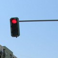 Kamere beleže i prolazak kroz žuto svetlo: Evo kolike su kazne