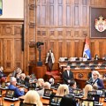 Nastavljeno vanredno zasedanje Skupštine Srbije