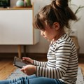 Veštačka inteligencija može biti štetnija za decu od društvenih mreža