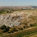 Građani se žale na neprijatne mirise od paljenja deponije u Kragujevcu