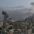 Broj raseljenih osoba u pojasu Gaze premašio 187.000, Izrael granatirao Liban i isprovocirao Hezbolah koji je uzvratio…