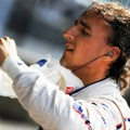 Amputirali mu deo podlaktice, 17 puta operisali: Zaboravljeni Kubica pobedio jednom rukom na 24 časa Le Mana
