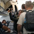 Oglasilo se Ministarstvo spoljnih poslova Bezbedan povratak srpskih državljana evakuisanih iz Izraela