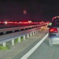 Kilometarska kolona vozila na auto-putu ka Beogradu