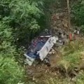 Autobus pun maturanata pao u provaliju! Više od 10 mrtvih, 20 povređenih: Velika tragedija u Kolumbiji