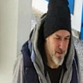 Полиција трага за мушкарцем због напада ножем на жену на Новом Београду (ФОТО)