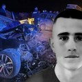 (Foto) Ovo je tinejdžer (19) koji je poginuo kod Novog Pazara. Sumnja se da je preticao kolonu vozila i zakucao se u auto u…