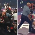 Opšta tuča usred MMA borbe: Amerikanac šutnuo Rusa, a onda je krenuo potpuni haos