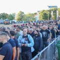 (Foto, video) Sahrana Ratka Mladića: Kolona ljudi ispred crkve u kojoj je izloženo telo