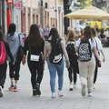 Više od 3.500 tinejdžerki u Srbiji se prodilo za dve godine