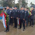Gašić položio vence u znak sećanja na poginule policajce tokom NATO agresije
