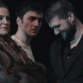 "Mali ratovi" u Zenici: Predstava Narodnog pozorišta Republike Srpske i Sterijinog pozorja ne Festivalu BH drame