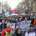 Beogradski studenti krenuli za Novi Sad, obezbeđuje ih policija