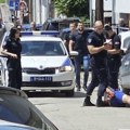 Tuča i pucnjava u centru Prokuplja: muškarac pogođen u glavu, napadač u bekstvu