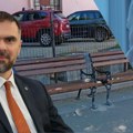 Kada grad sluša Gađane, to izgleda ovako: Na predlog Novosađanke postavljene klupe na autobuskom stajalištu ispred Dečje…