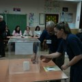 U Čačku do 12 časova glasalo 35,9 odsto birača, glasanje na nekim biračkim mestima kasnilo