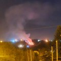 FOTO, VIDEO: Požar progutao kuću u Ledincima, nema povređenih