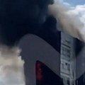 Poginule dve osobe: Novi detalji stravičnog požara u blizini Moskve, ljudi iskakali kroz prozore da se spasu (video)