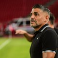 Trener Linkolna ovo još nije doživeo: Nakon petarda pričao samo o ambijentu Crvene zvezde!