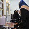 Talibani naredili zatvaranje ilegalnih kozmetičkih salona, uz pretnju hapšenjem