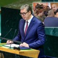 Opoziciju mlate i dave u Zaječaru, Kosjerce teroriše Milan Radoičić, a Vučić u UN glumi Gandija i poziva na mir i dijalog