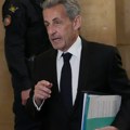 Sarkozi opet pred sudom Počeo žalbeni postupak, bivši lider Francuske pokušava da dokaže da je nevin