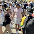 Festivalska atmosfera na Rolan Garosu: Vrućinu gase pivom, sladoledom, šampanjcem