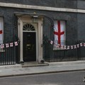 Barnam spreman da postane sedmi britanski premijer u poslednjih deset godina: Do kraja dana će se verovatno susresti sa mačkom…