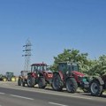 Poljoprivrednici protestovali na putu Zrenjanin–Novi Sad: Traktori pored puta zbog cene suncokreta