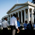 Rasprodaja američkih obveznica podigla 30-godišnje prinose na najviši nivo od 2007. godine